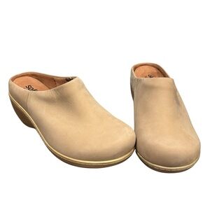 Softwalk Madison Clogs - size 8.5 WW (Wide)
